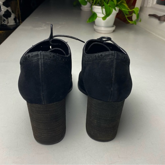 Black Faux Leather Lace Up Wingtip Block Heel Oxfords - Picture 3 of 4